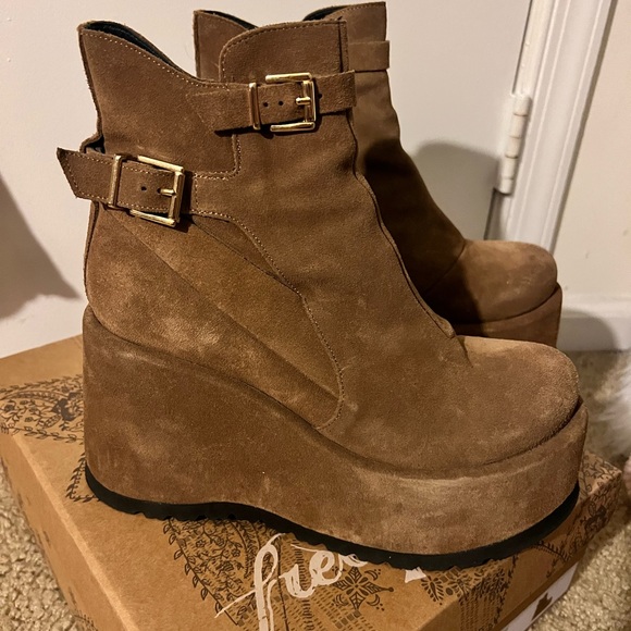 🤎BRAND NEW FREE PEOPLE SABRINA PLATFORMS🤎 - Picture 5 of 8